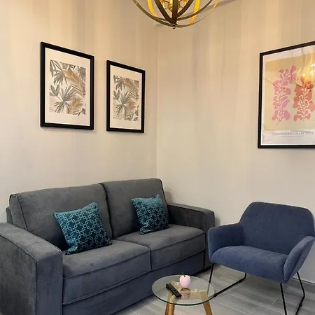 Apartment Dream Maday *