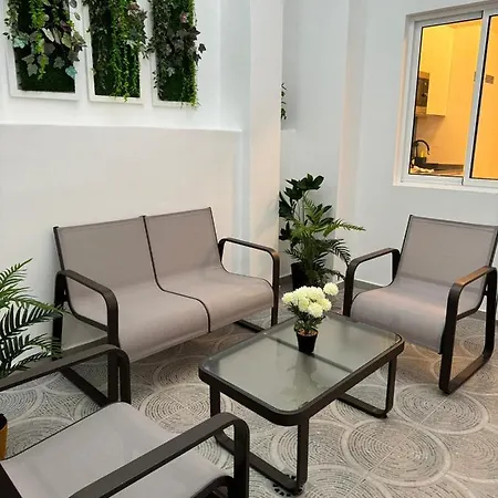 Apartment Dream Maday *